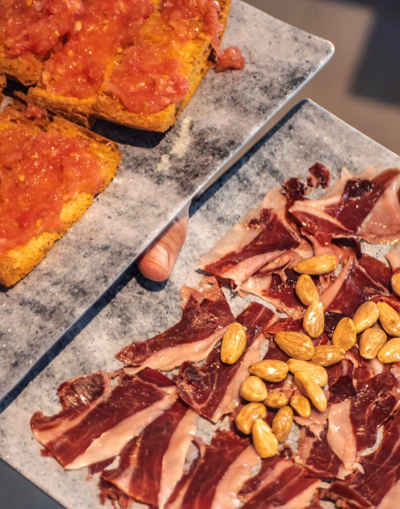 Aperitivos mediterráneos en Ses Oliveres