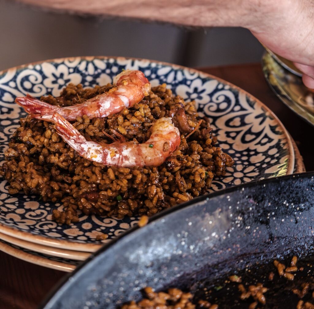 PLato de arroz seco con gambas