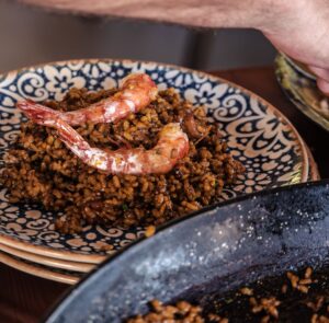 PLato de arroz seco con gambas