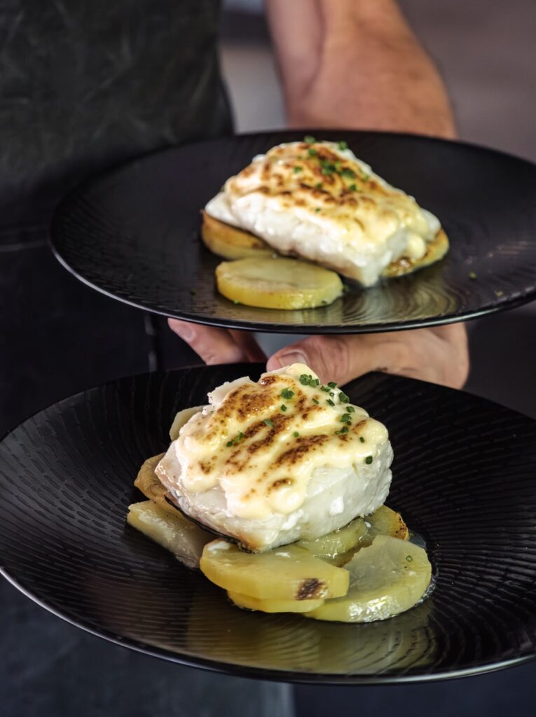 Bacalao gratinado con alioli en Ses Oliveres